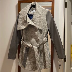 BNWT T Tahari Tweed and Soft Pleather Coat